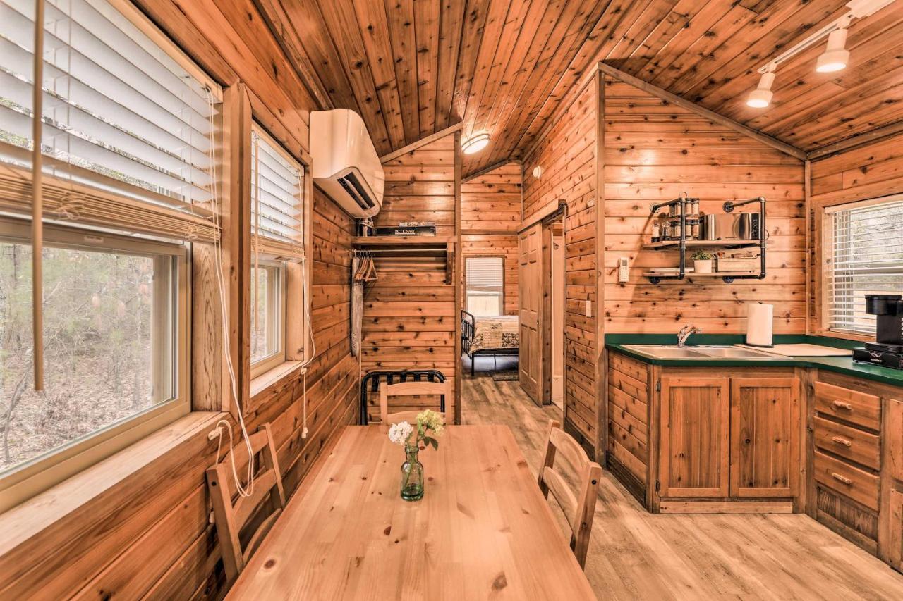 Charming New Bern Log Cabin - Pets Welcome! ภายนอก รูปภาพ